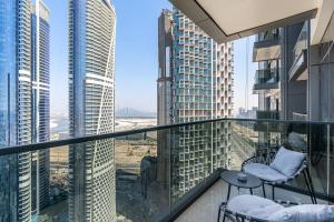Brand New 1BR Apt With Access to Sauna, Gym and Pool