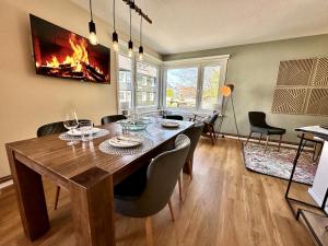 Pavillon Am Kurpark - Top bewertet von Familien! Zentral, modern, ruhig - mit Balkon, Schlitten, Grill, Parkplatz, Wallbox und inklusive Wäschepaket