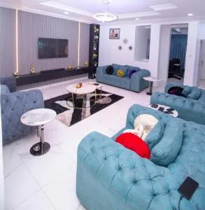 Furnished 3 Bedroom Luxury Serviced Apartment in Victoria Island - Igboshere