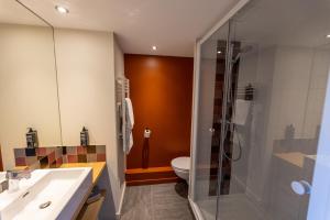 Hotels Hotel Donibane Saint-Jean-de-Luz : photos des chambres