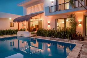 Casa Armonia , apartments with pool