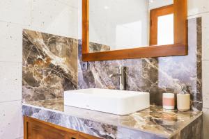 Villa Serenita - Just Built, Balinese Vibe