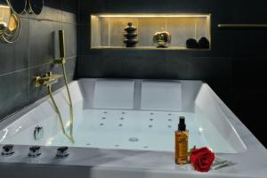 Appartements Charming suite with spa bath : photos des chambres