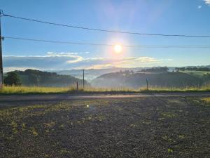 Maisons de vacances Maison tout pres d’Aurillac - Monts du Cantal : photos des chambres