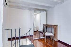 Vivilo Collection - Macelli Spanish Steps Apartment
