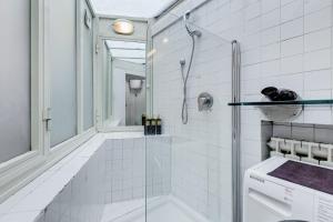 Vivilo Collection - Macelli Spanish Steps Apartment