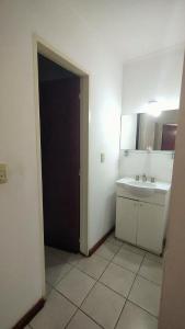 Departamento completo en barrio centro