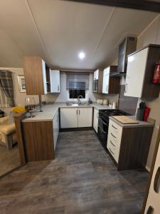 Tw Luxury Caravan