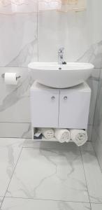 Rainbow Guest House and Tours