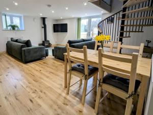 The Lodge near Bike Park Wales Pen y Fan Brecon Beacons