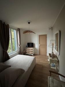 Appartements Studio 2 Chartres gare et Colisee a 100 m : photos des chambres