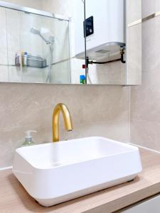 5 People Apt Centre Paris 3em in Meslay Marais