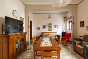 Casa di via Manzoni by BarbarHouse