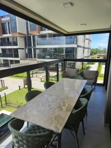 Viva Muro Alto flat 105