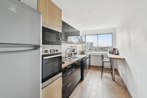 Chic and spacious apart with parking