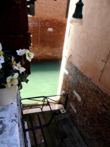 santamaria apartment