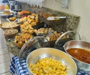 Hotel Minastur - 皮乌米