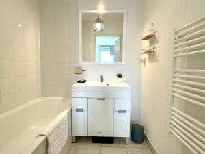 Appartements Central, Balcony, Private parking : photos des chambres