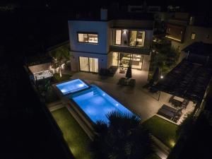 Almi-Cove Hilltop Villas