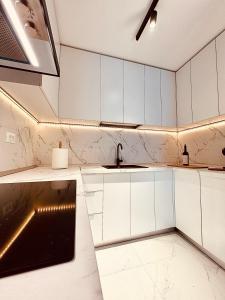 Serenity Vibes Apartment - Modern 1BR in Cotroceni Park, Bucharest