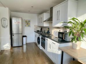 Convenient quiet flat with parking