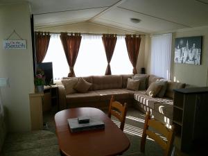 Seaview Burgundy 8 Berth Central heated