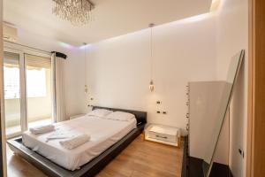 Tirent Apartment-Spacious 2-Bedroom Stay in Delijorgji Tirana