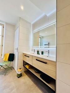 Maisons de vacances Art Dit Vin le gite : photos des chambres