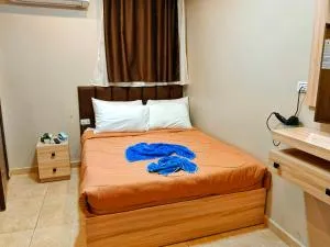 Galaxy Pyramids INN - 埃兹贝特