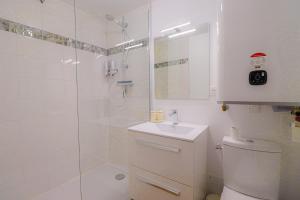 Appartements Le Figuier - Confortable T2 en centre historique : photos des chambres