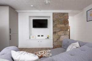 City Centre 1 bed Georgian flat with courtyard