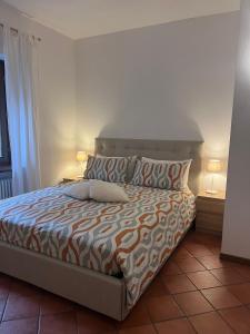 Apartment- City center and lake view