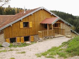 Maisons de vacances Gites De La Racine : Appartement 2 Chambres