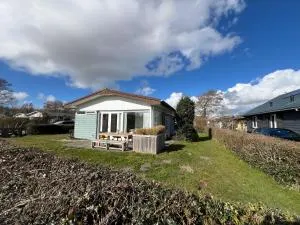 Familie bungalow aan het meer - 朱丽安娜多普