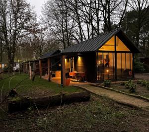 TinyLodge with hottub