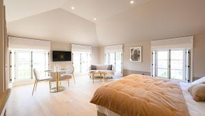 B&B / Chambres d'hotes Les Suites BB, Champagne Besserat de Bellefon : photos des chambres