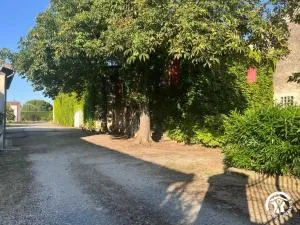 Au centre du village - Cadalen