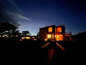 Crestone Adobe Vista Manor - Saguache