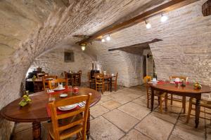Hotels Hotel De La Beursaudiere : photos des chambres