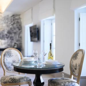 Les Suites BB, Champagne Besserat de Bellefon