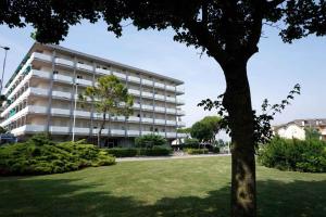 Apartments in Porto Santa Margherita 42872