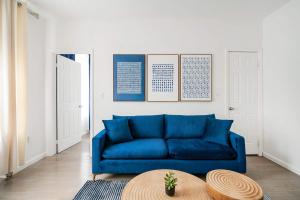 428-2E Newly furnished 2BR