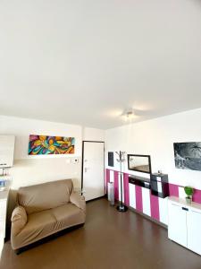 Pop House Romolo-Milano Metro to Central Station