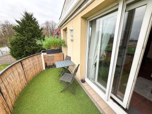 Appartements Le Green Field Lodge - Parking Gratuit - Standing - Centre Ville - Commerces a Proximite : photos des chambres