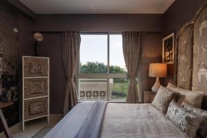 Golden Glen Residence By Red Olive Hebbal Aster CMI