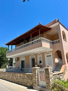 Beach Studio apartment 3, Komi