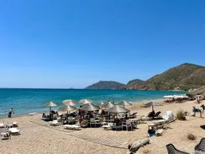 Beach Studio apartment 3, Komi - Emporeiós