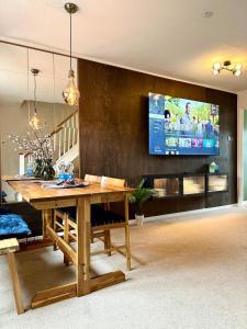 2 bedroom house near centre and private parking - 3hvězdičkové hotely ve městě Salisbury