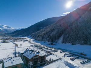 Nira Mountain Resort Futura