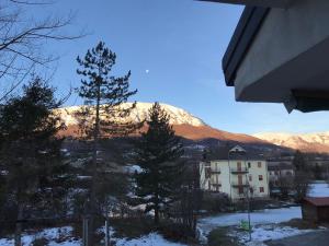 Rocca Di Mezzo Apartment